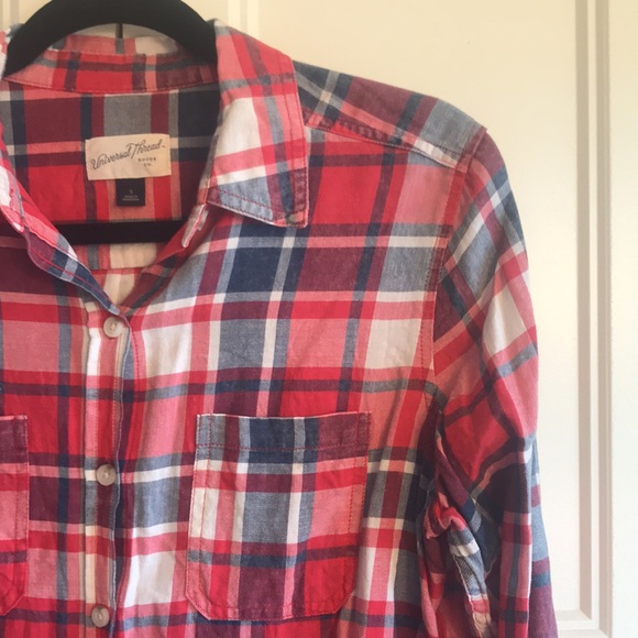 🩶5/$30 Universal Thread by Target Red White & Blue Plaid Button Down Size Small - Picture 2 of 8
